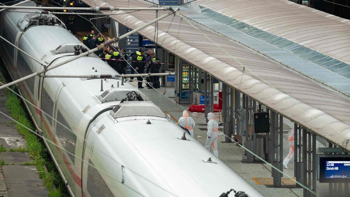 Una mujer hiere a cuchilladas a diecisiete personas en la estación de trenes de Hamburgo