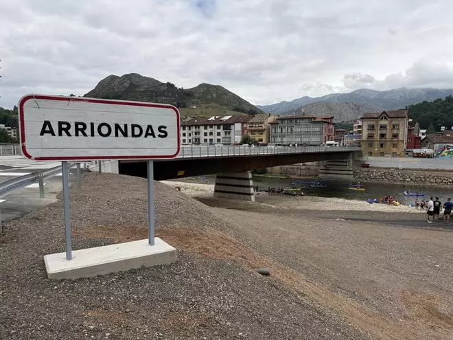 Arriondas presume de puente