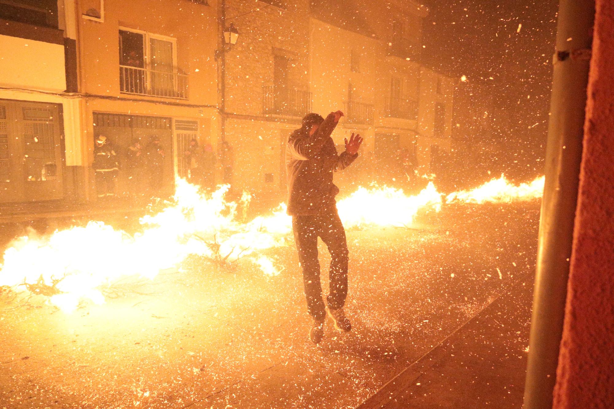 Las mejores fotos de la espectacular Matxà de Sant Antoni en Vilanova d'Alcolea