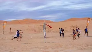 El vóley playa se adentra en las dunas y abre una nueva frontera deportiva