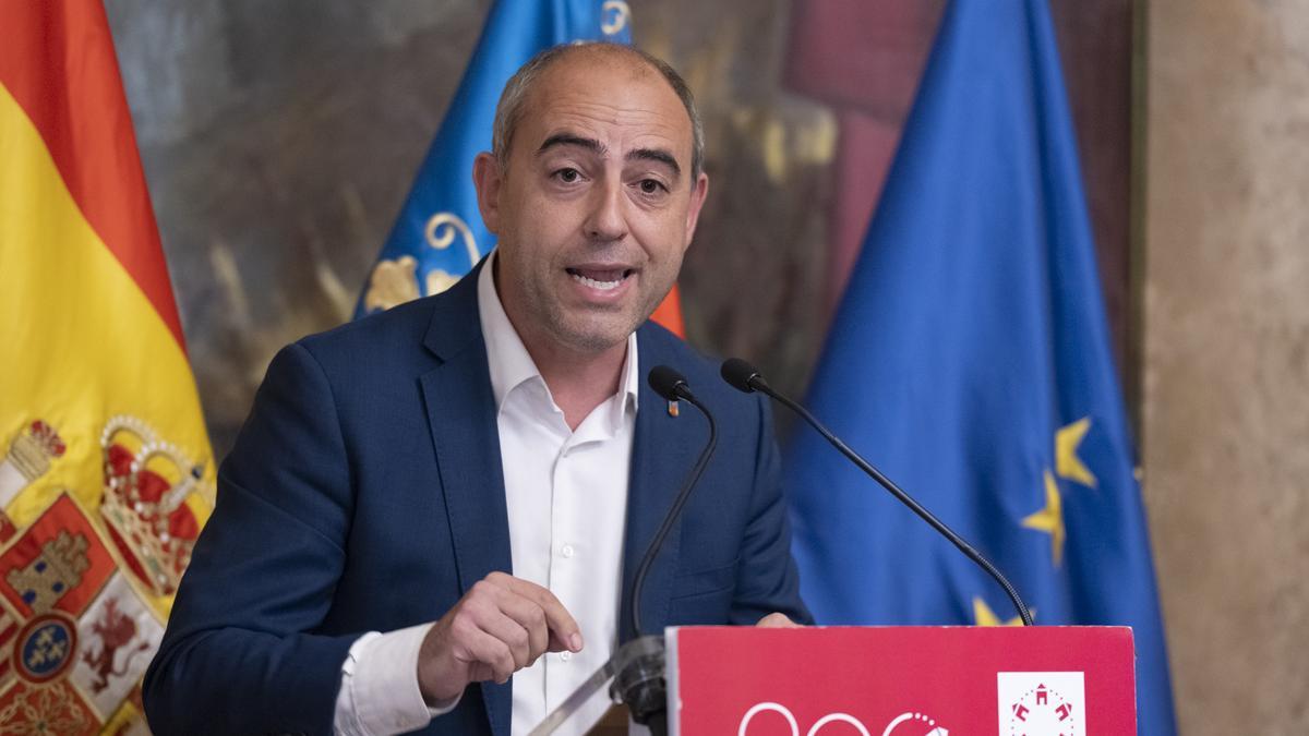 El diputado de Desarrollo Rural, Santi Pérez