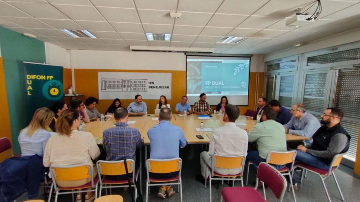 BENEJÚZAR I El Instituto ofrece el próximo curso los ciclos de FP en  industrias alimentarias y elaboración de productos