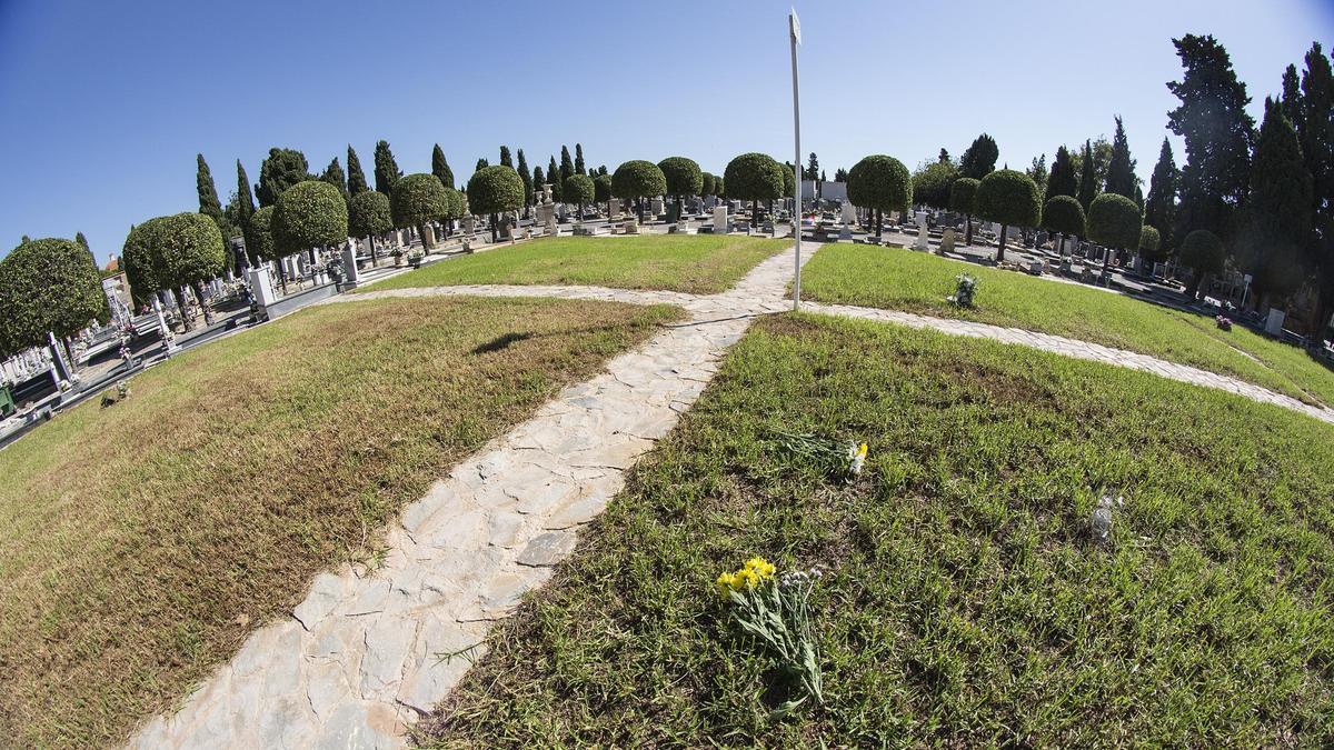 Fosas comunes del Cementerio Municipal de Alicante