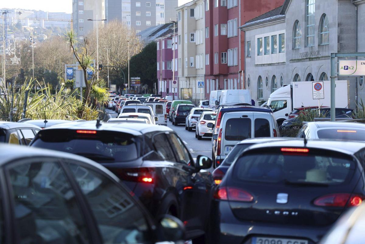 Un atasco de tráfico en la avenida de Buenos Aires.