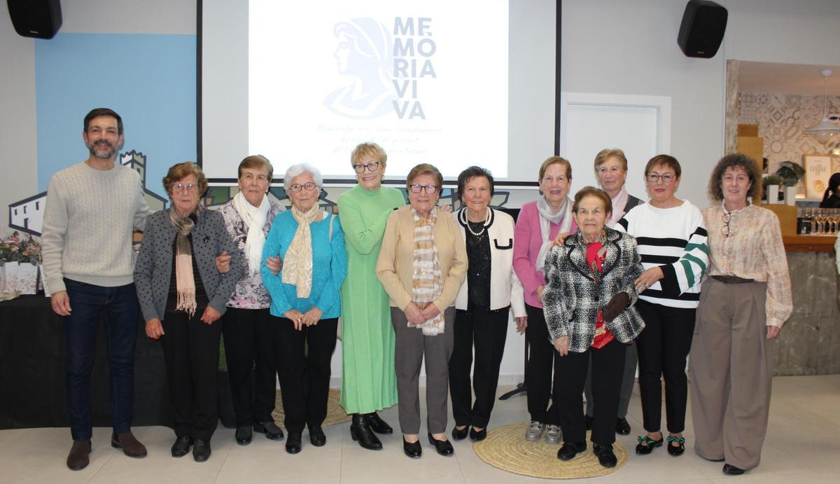 Las mujeres del Poble Nou de Benitatxell que recibieron el reconocimiento