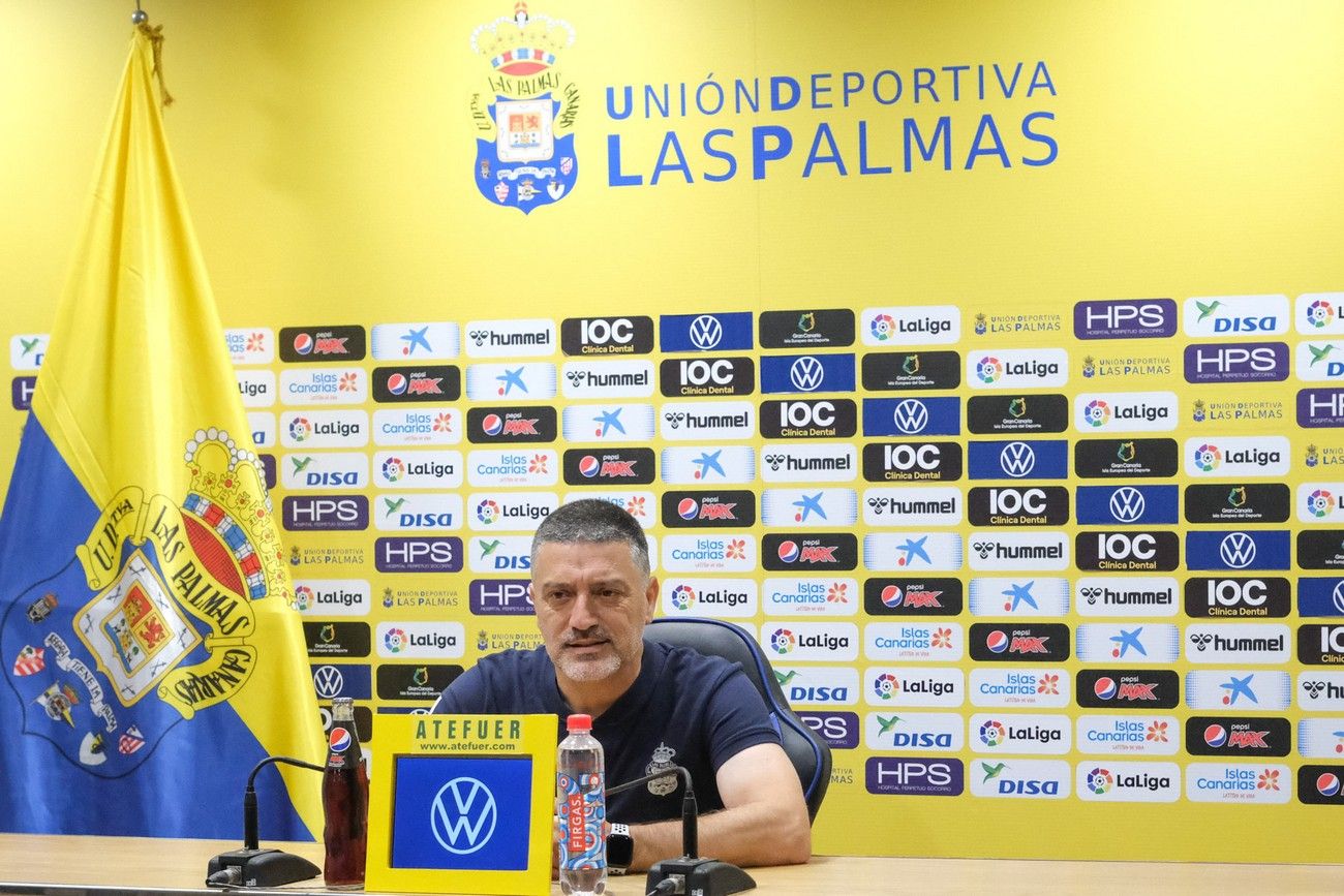 Rueda de prensa de García Pimienta, antes del partido contra el Alavés