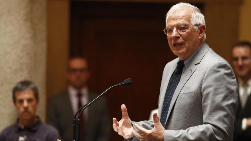 Borrell renuncia a l&#039;acta d&#039;eurodiputat