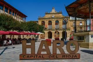 Los Reyes visitan Haro, la ciudad de Luis de la Fuente