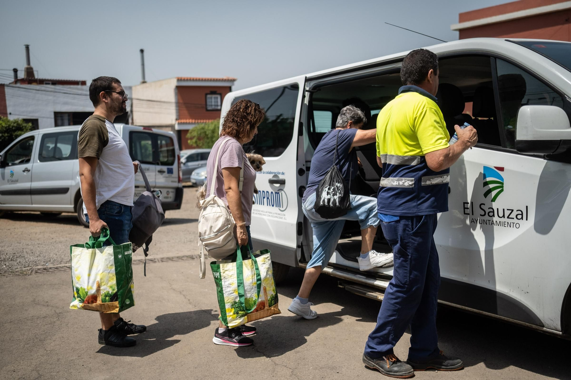 Monitoring of the fire in Tenerife