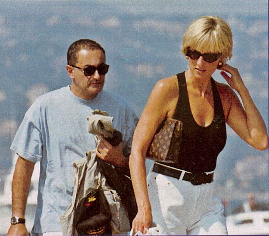Dodi Al-Fayed y Lady Di, en la Costa Azul.