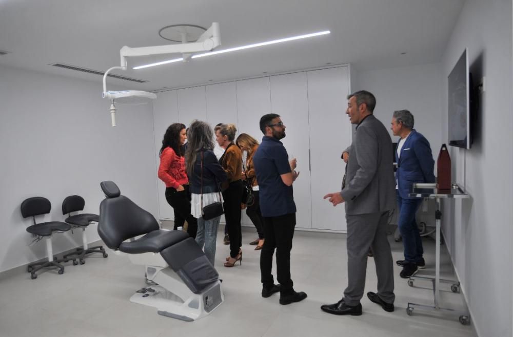 La clínica dental Talaverano inaugura sus nuevas instalaciones en el centro de Elche