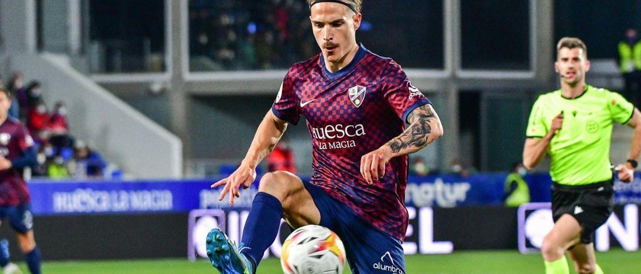 Seoane, durante un partido con el Huesca