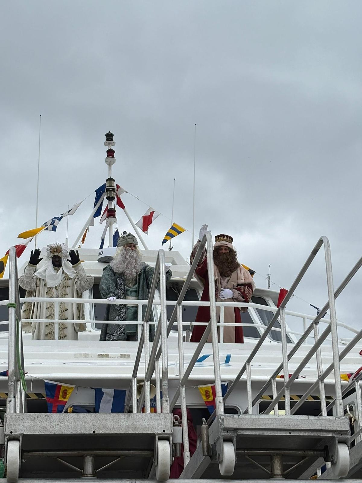 Los Reyes Magos en el Port de Sóller. Joan Mora