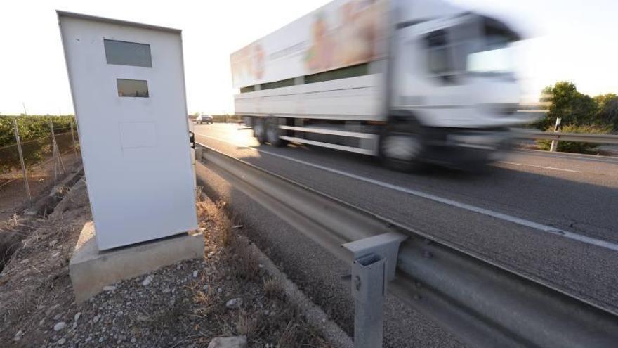 Tráfico pone 9 multas cada hora en Castellón