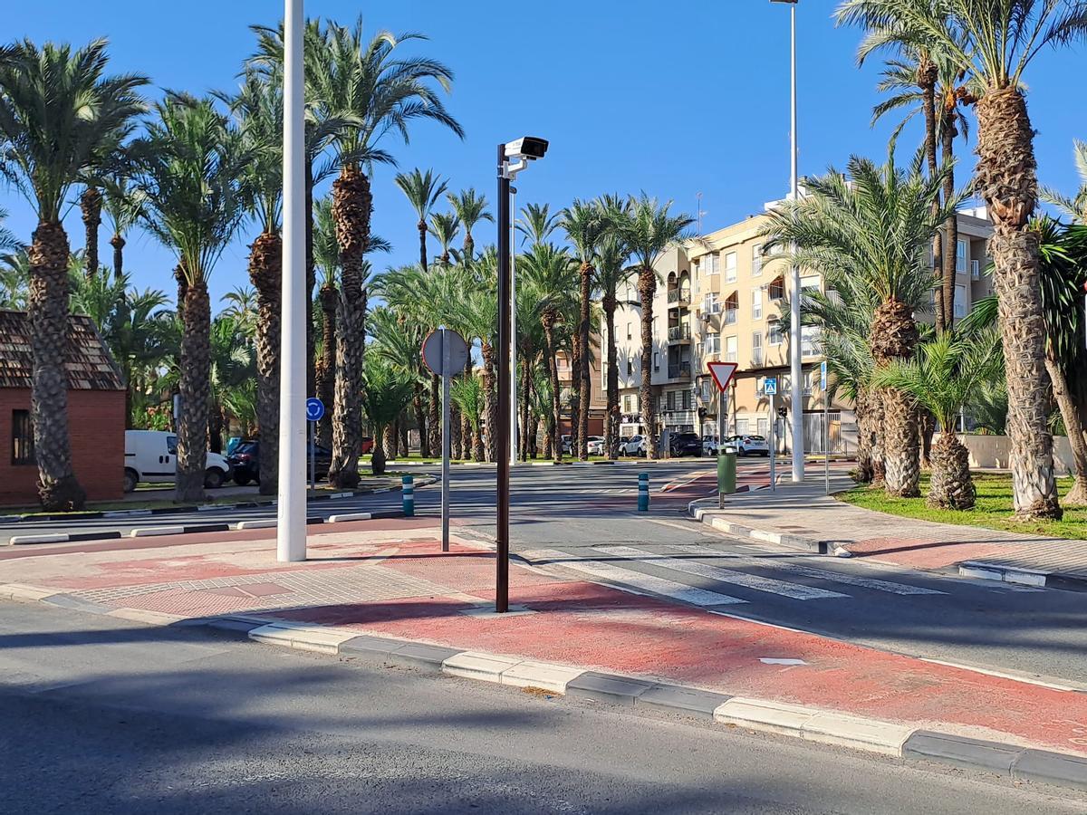 La entrada y salida de las rotondas será uno de los puntos donde se instalarán cámaras en el núcleo urbano de Elche