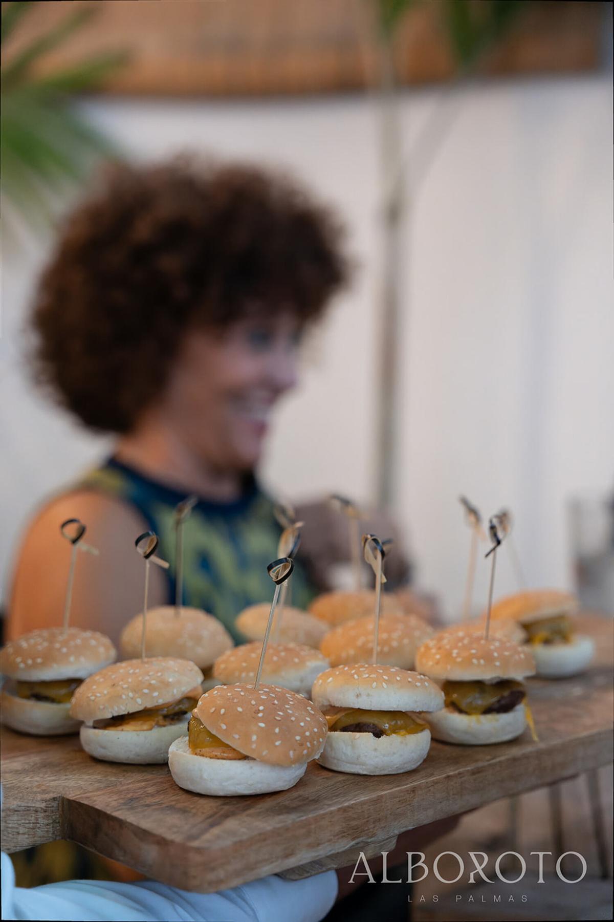 Mini burguers elaboradas al momento