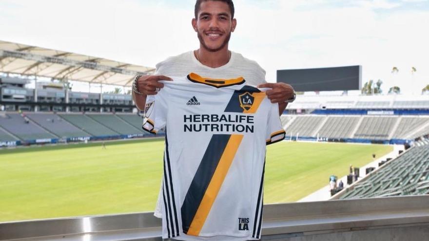 Jonathan dos Santos deja el Villarreal y ya es  de Los 
Ángeles Galaxy