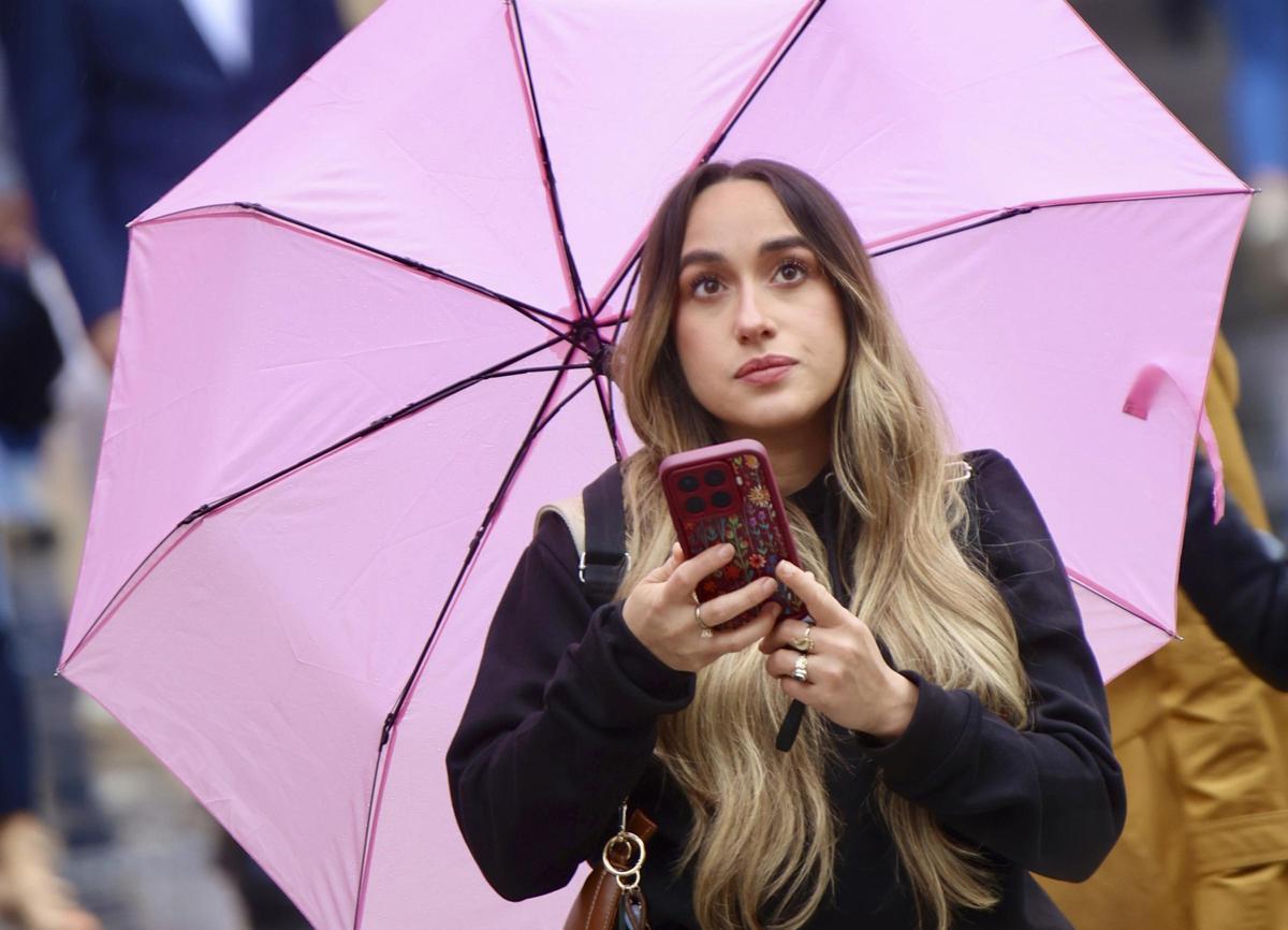 Murcia se prepara para un puente de mayo pasado por agua en pleno fin de semana de fiestas