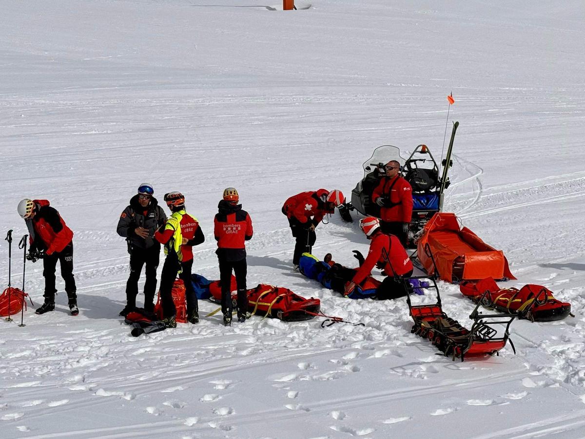 Simulacre d’accident d’esquí fora pista a La Molina