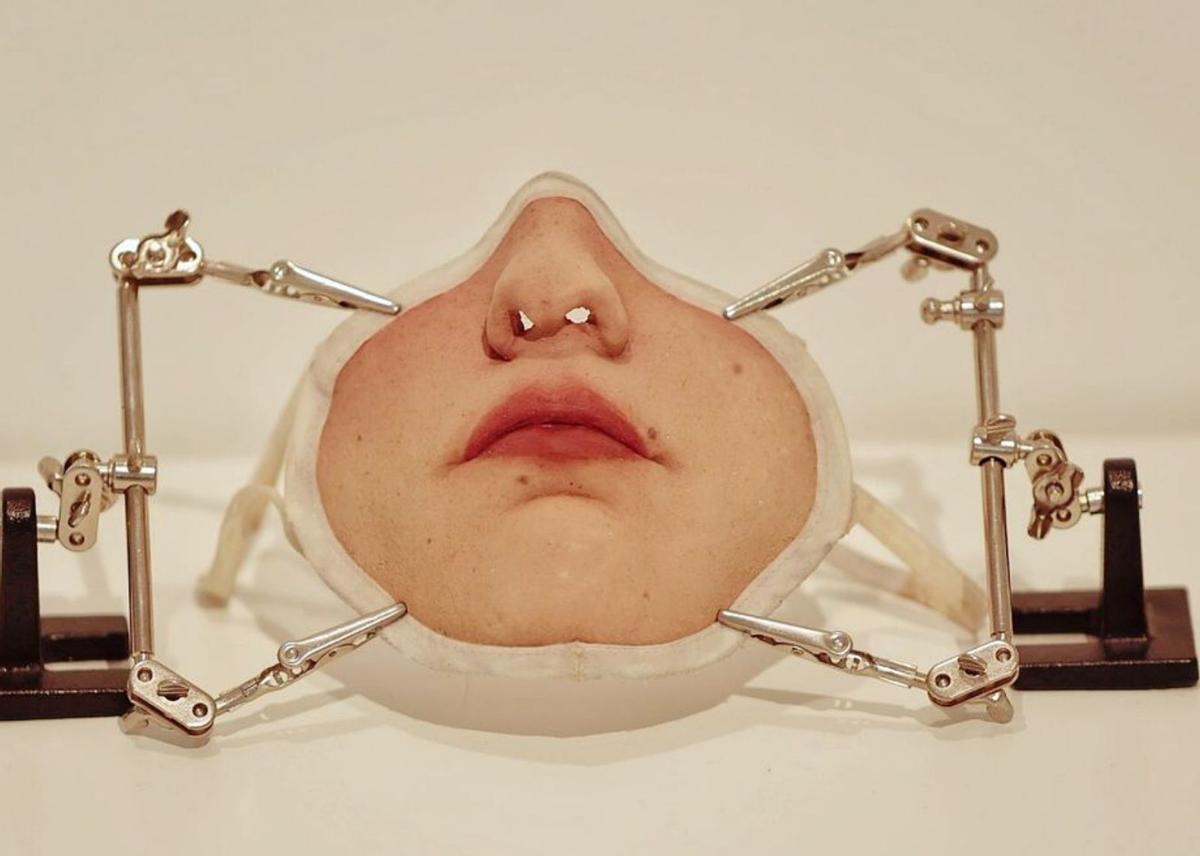 «Bajo el arte a la Tierra y lo humanizo; no quiero parecer un dios»