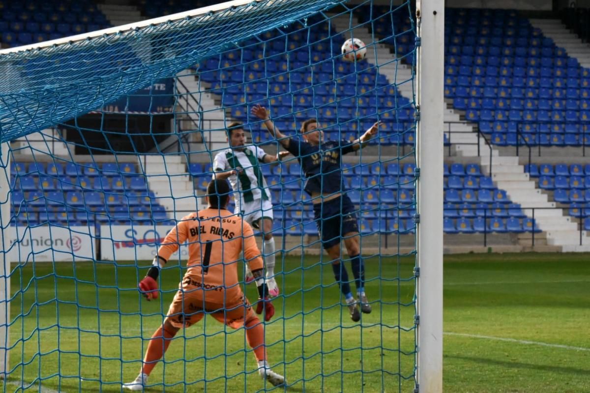 Las imágenes del UCAM Murcia-Córdoba CF