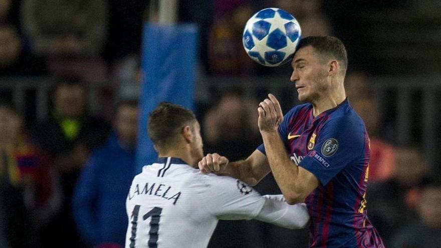 Vermaelen se lesiona otra vez y estará un mes de baja