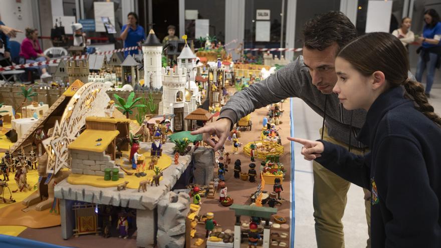 Así es el Belén hecho con figuras de Playmobil en Puçol