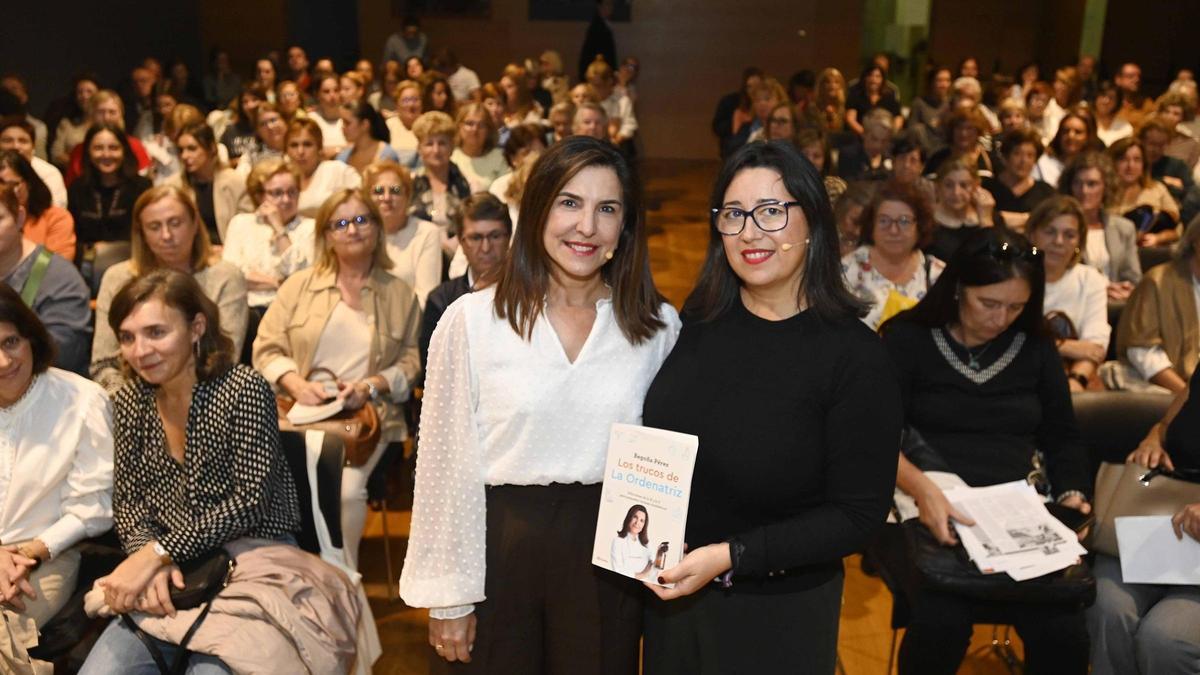 La Ordenatriz: «La gente pone su vida en mis manos como si fuera psicóloga»