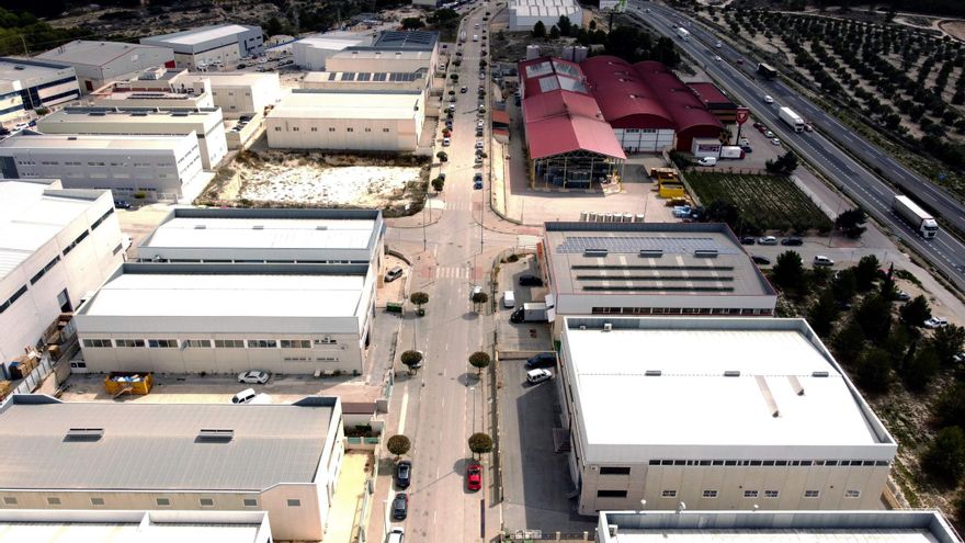El Ayuntamiento de Petrer subasta dos parcelas industriales: este es el precio de venta