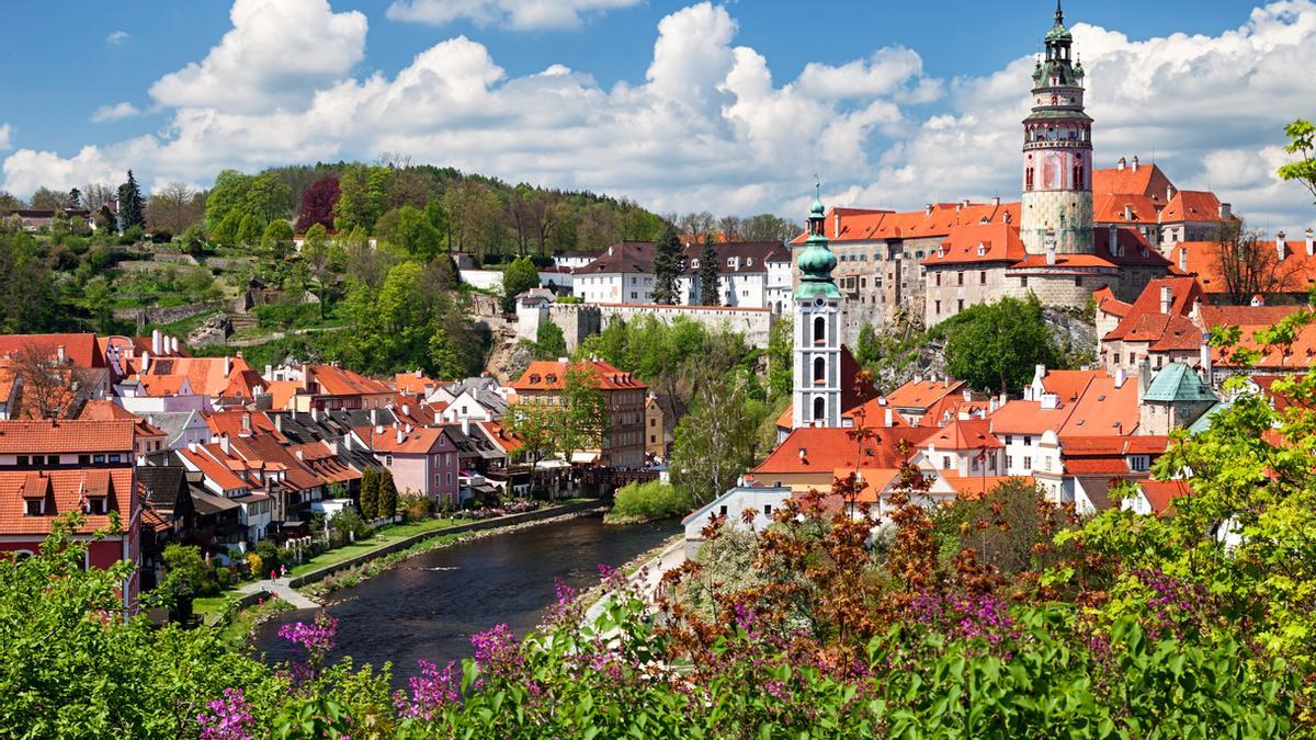 Olvídate de Francia, el auténtico pueblo de cuento se llama Český Krumlov