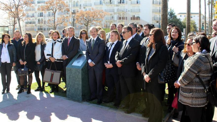 Estepona dedica un bulevar en reconocimiento a los abogados del turno de oficio