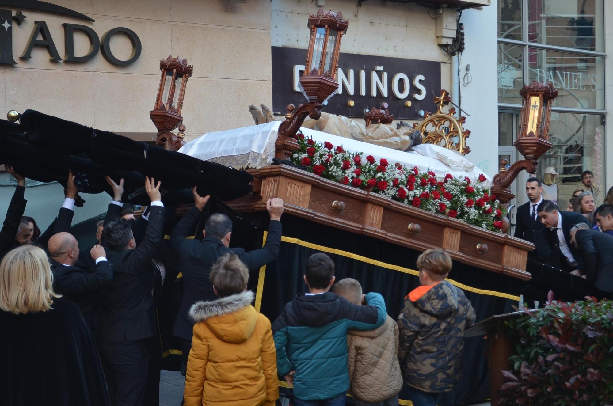 GALERÍA | Procesión del Santo Entierro de Benavente, en imágenes