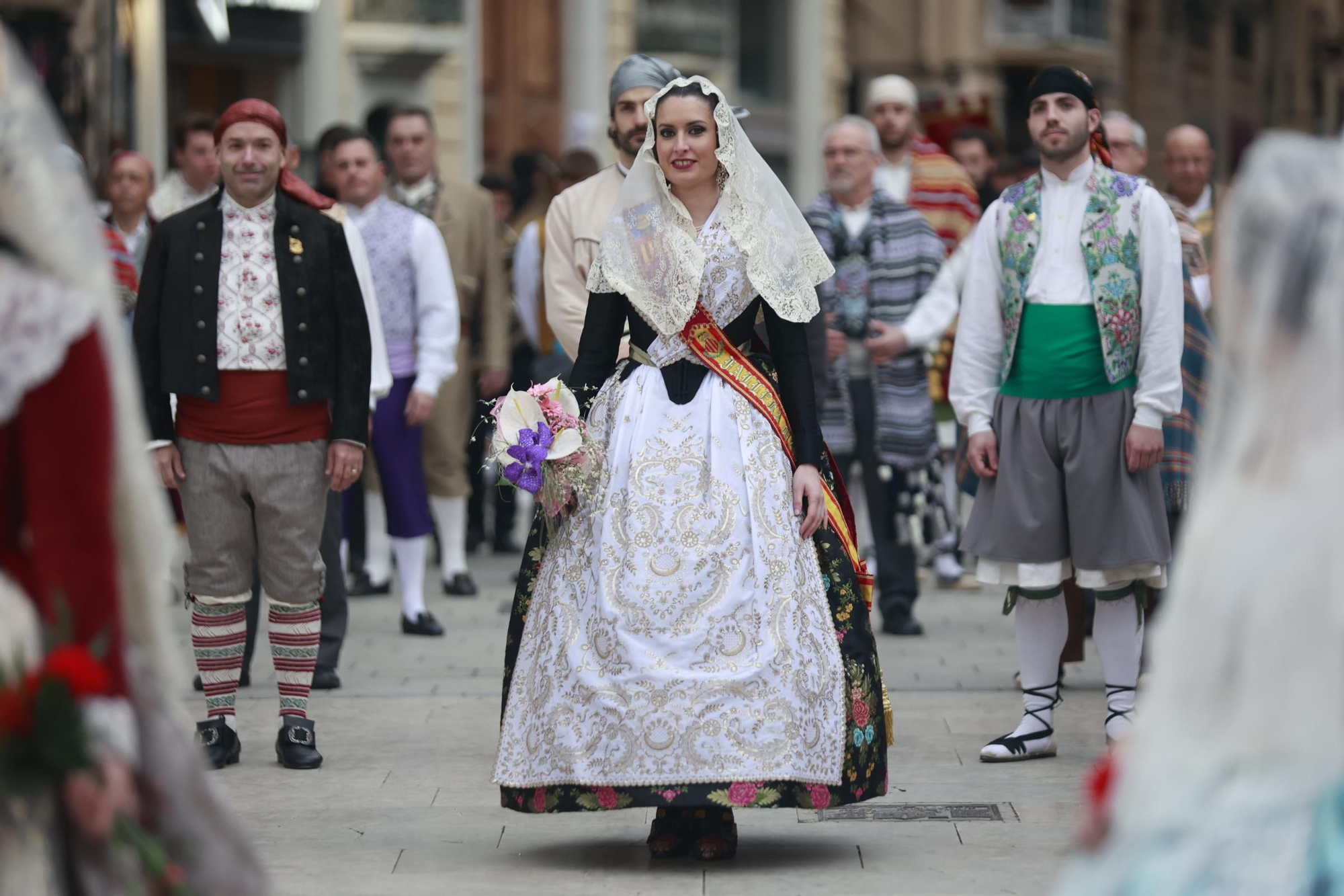 Búscate en el segundo día de ofrenda por la calle Quart (entre las 18:00 a las 19:00 horas)