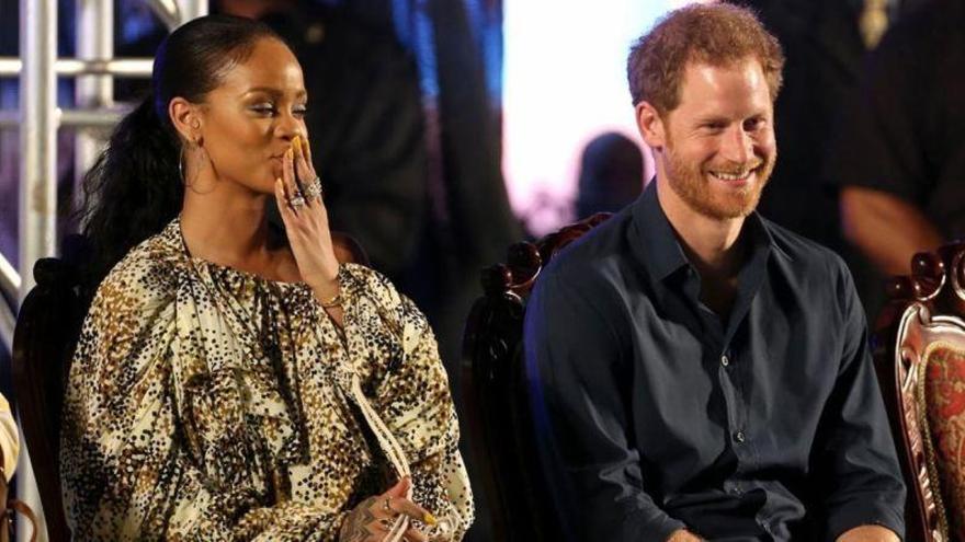 Rihanna y el príncipe Enrique se encuentran en Barbados
