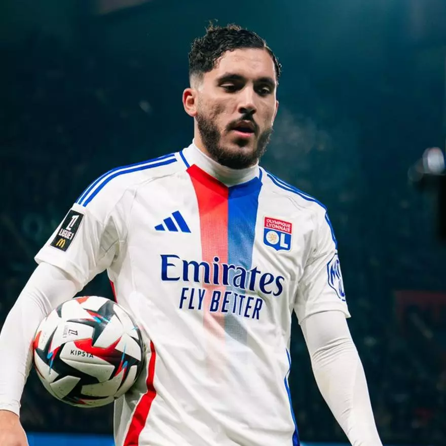 Rayan Cherki (35 millones)