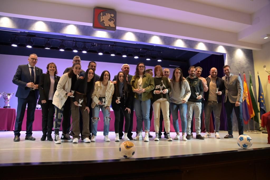 El fútbol provincial premia a los mejores de la temporada