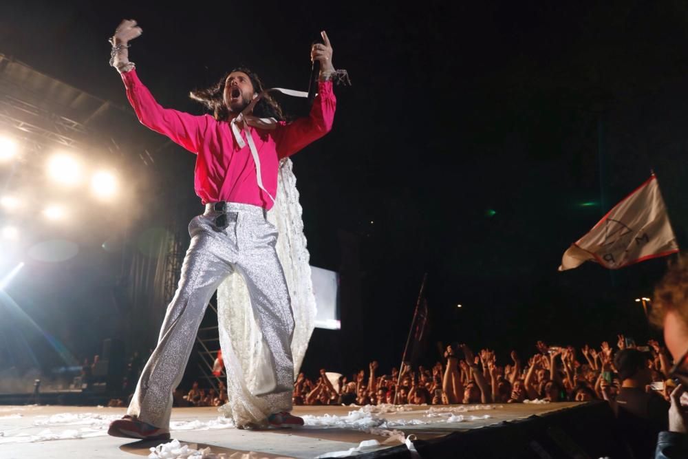 Jared Leto lleva Castrelos a Marte. Thirty Seconds to Mars, la banda del actor, desata la locura en Vigo