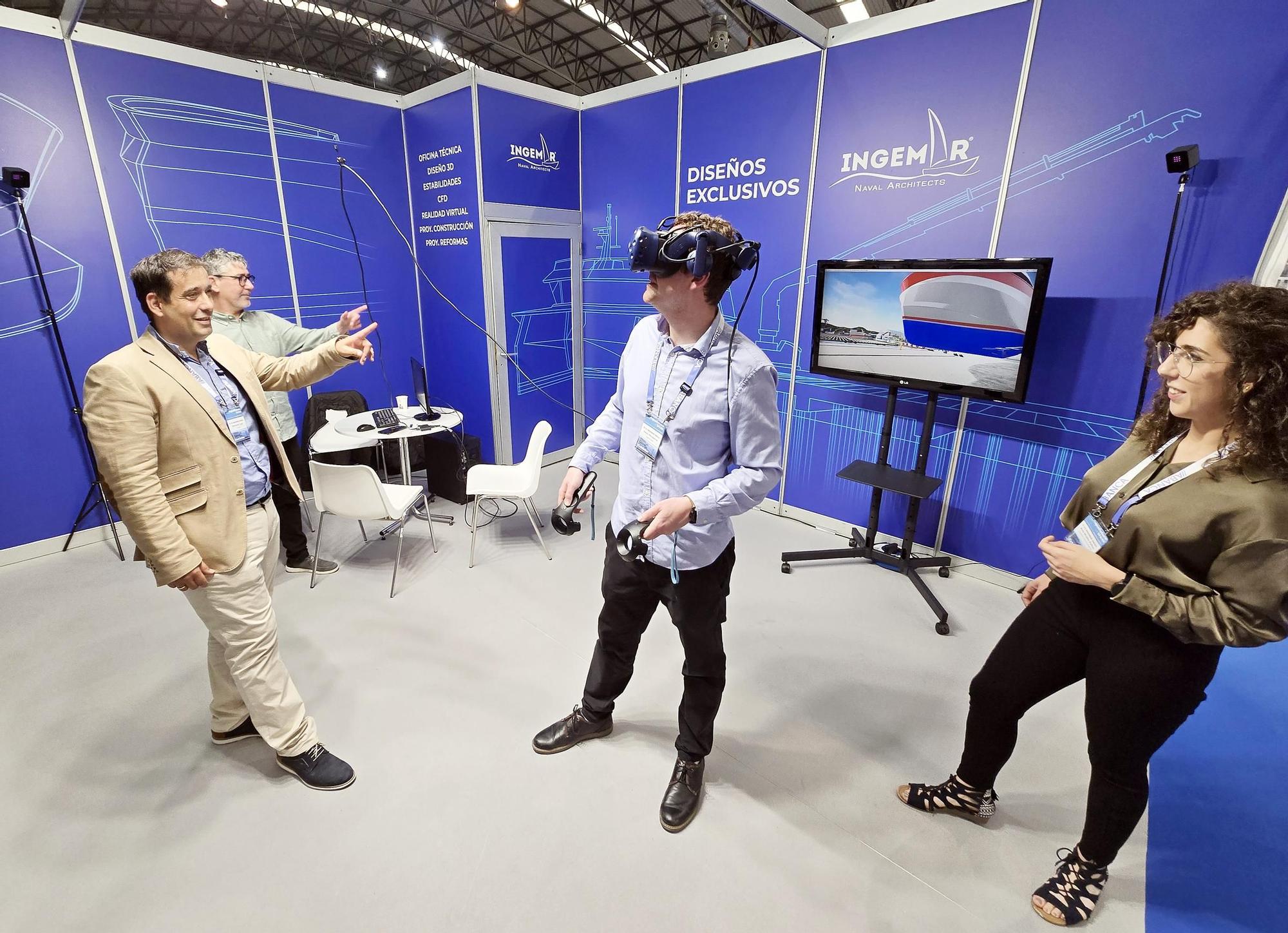 Estand de Ingemar probando sus gafas VR en la feria Aquafuture