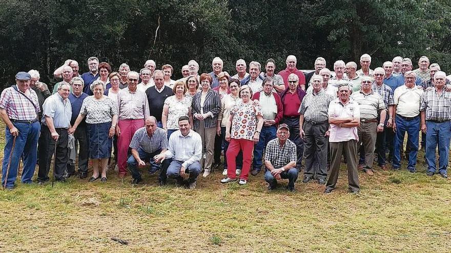 Xuntanza de exalumnos de la escuela de San Mamede, Cuntis