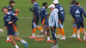 Ancelotti: Corriedno menos, hemos ganado dos Champions