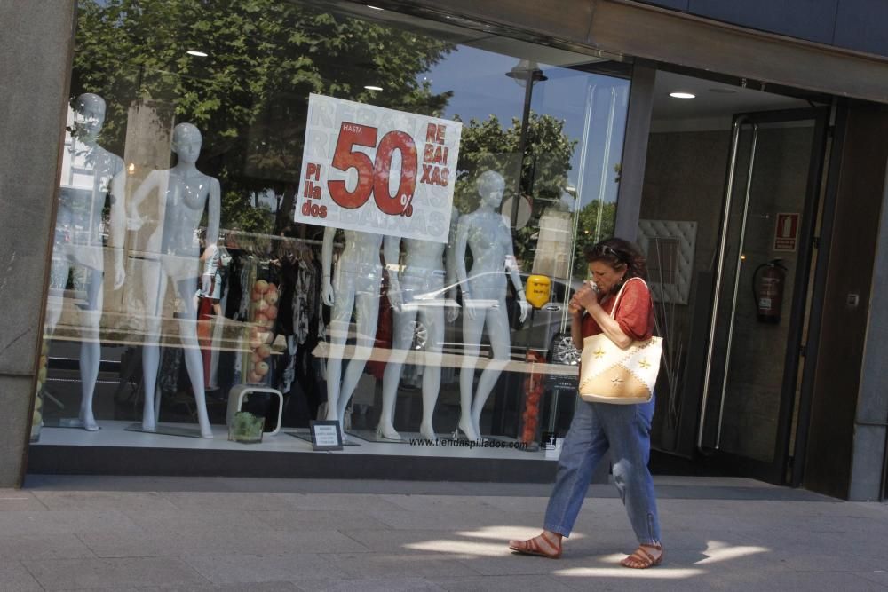 Llegan el calor y las rebajas a O Morrazo