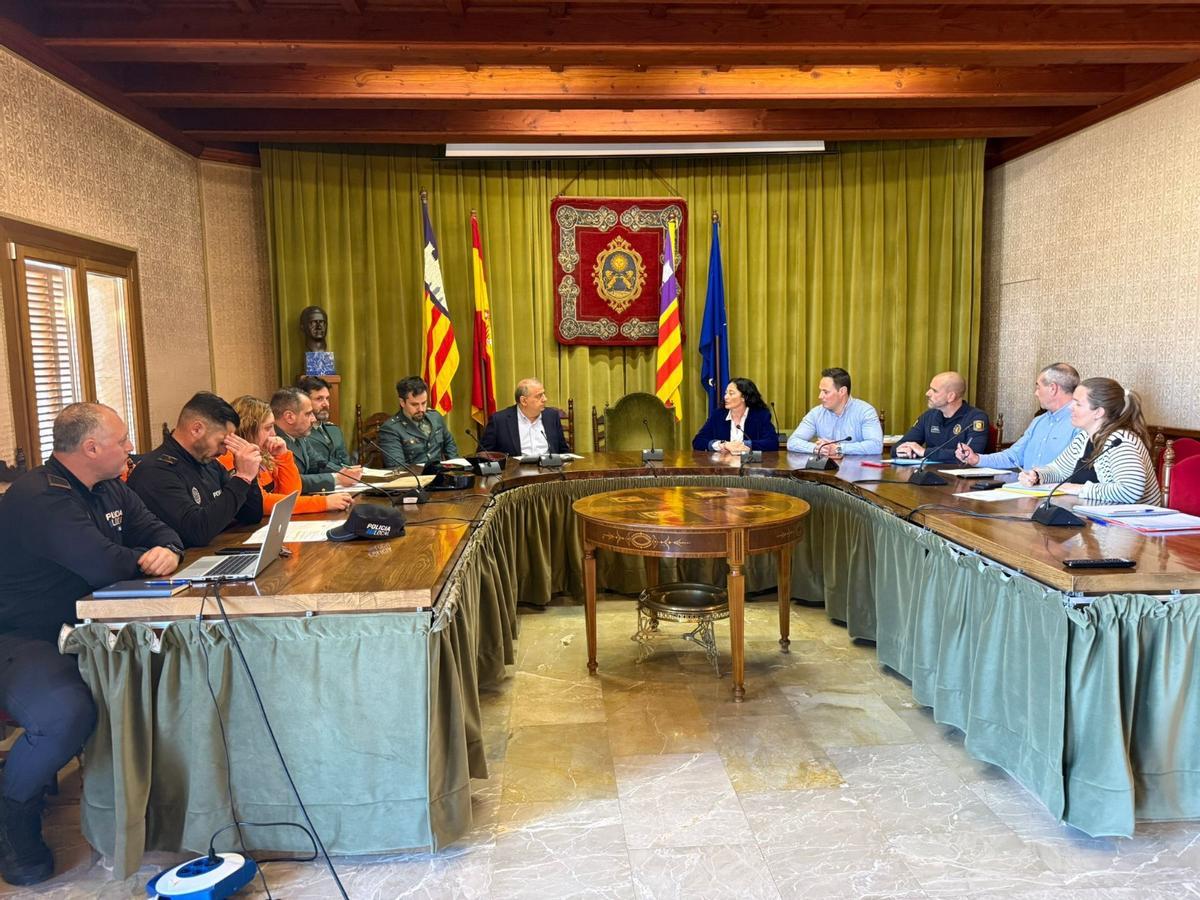 Reunión de la junta de seguridad en Sóller.