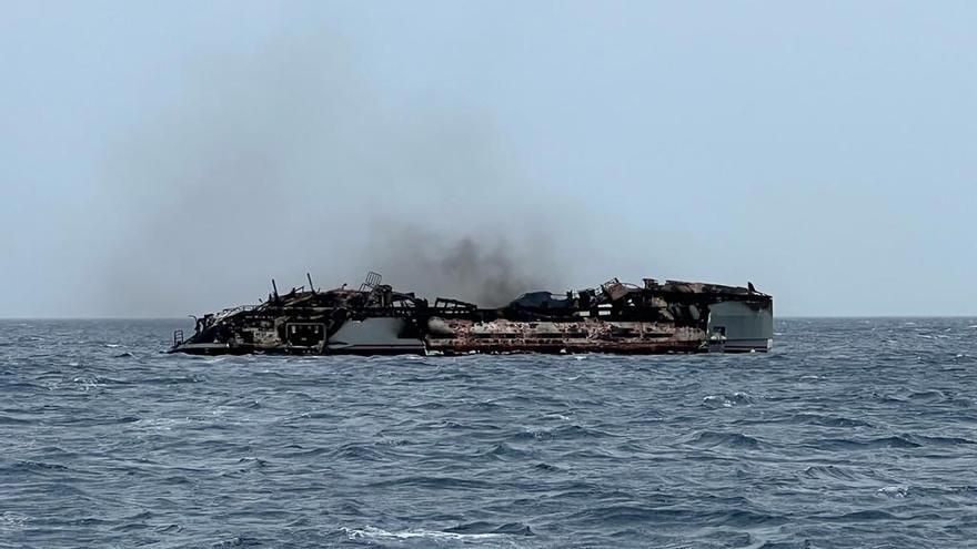 El armador del yate incendiado en Ibiza ya se ha hecho cargo del barco