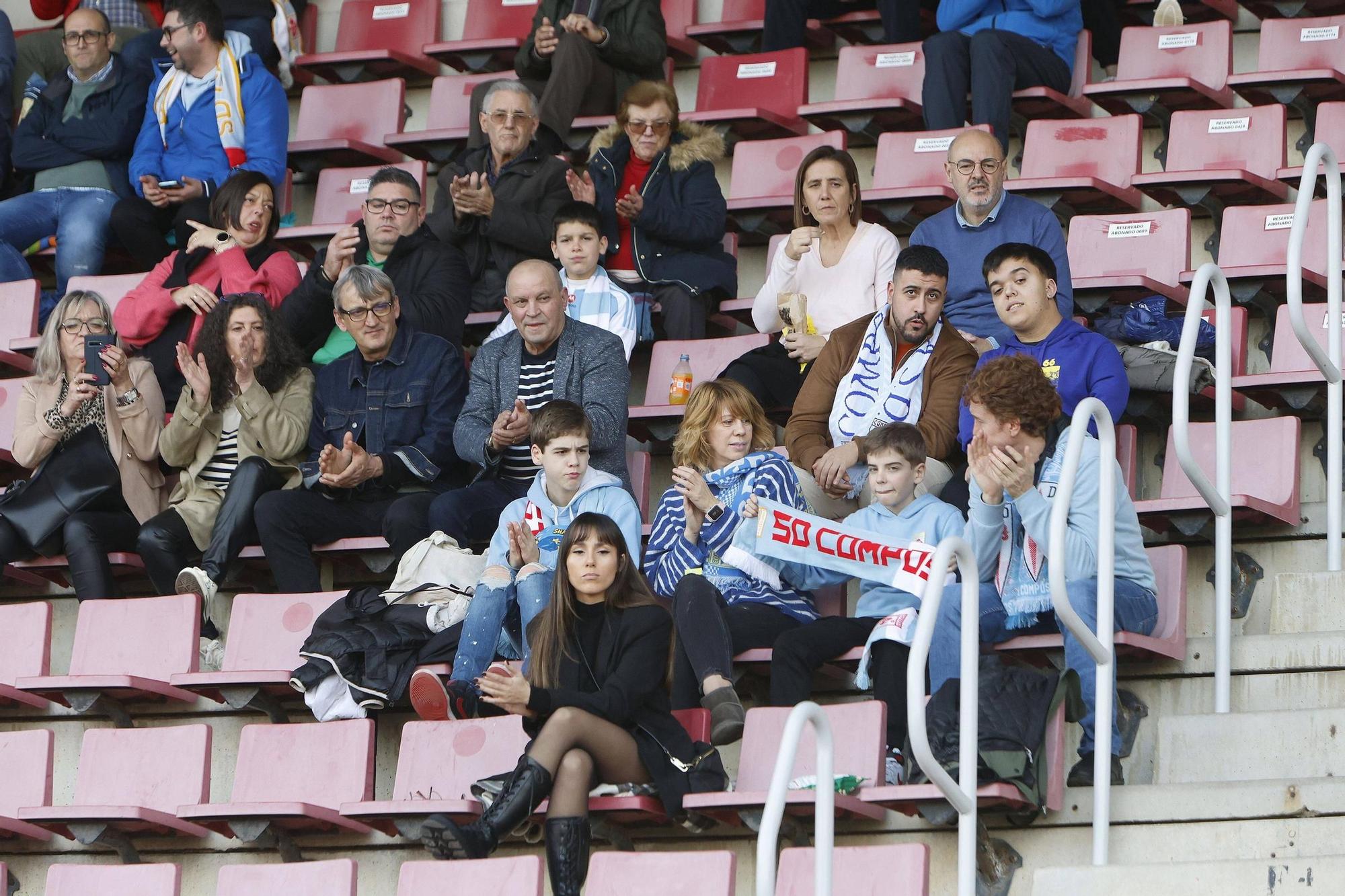 Galería fotográfica: búscate en la grada del Compostela-Covadonga