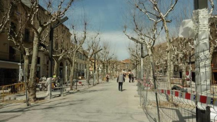 El firal està en obres i no pot acollir les parades de Sant Jordi.