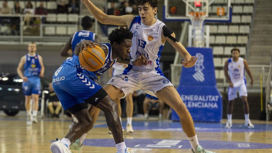 EL base Jordan Walker refuerza al Lucentum