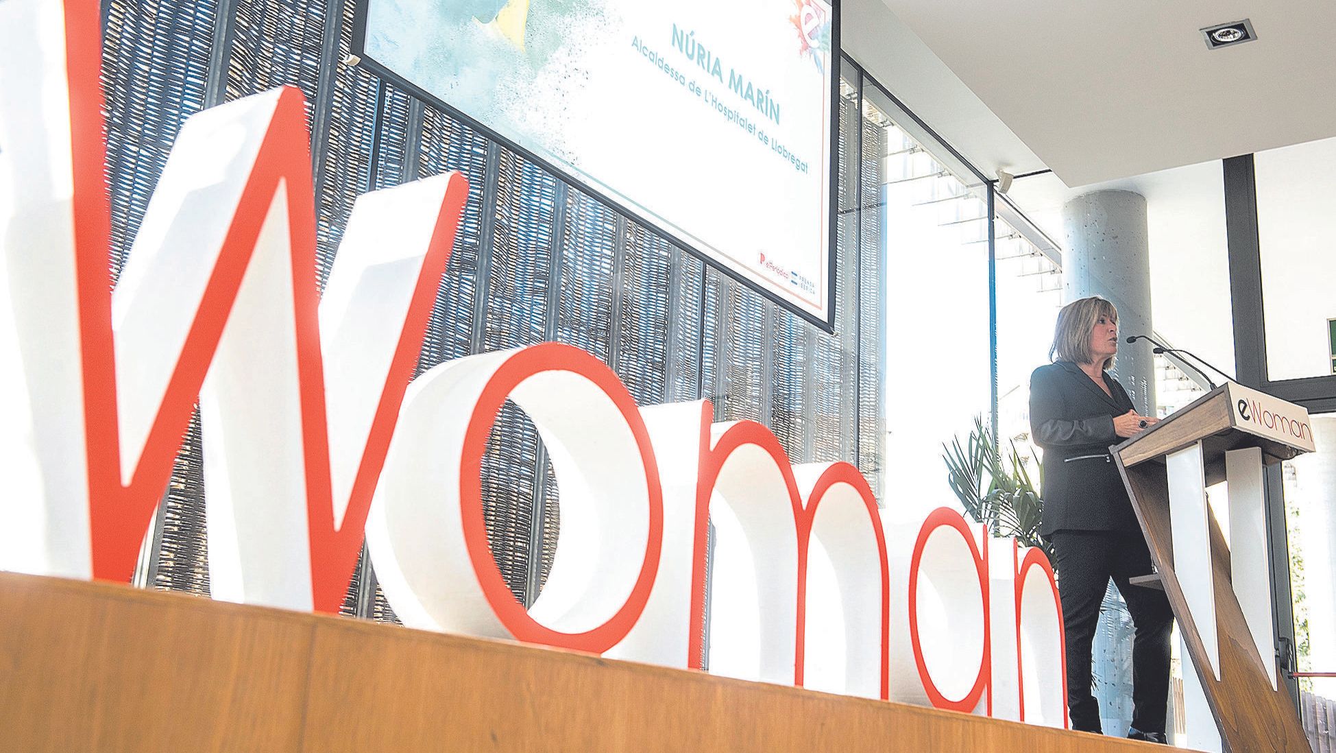 Núria Marin, inauguró el evento eWoman