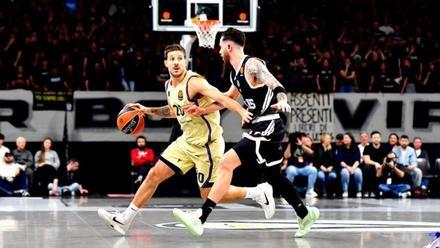 Laprovittola atacando durante el partido frente a la Virtus Bologna.