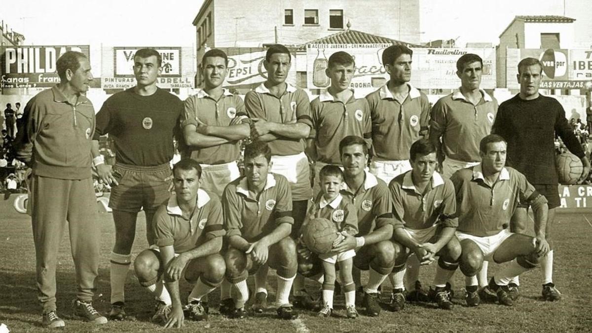 Foto del equipo del Nàstic que perdió por última vez, en la temporada 1964-65, ante el Reus.