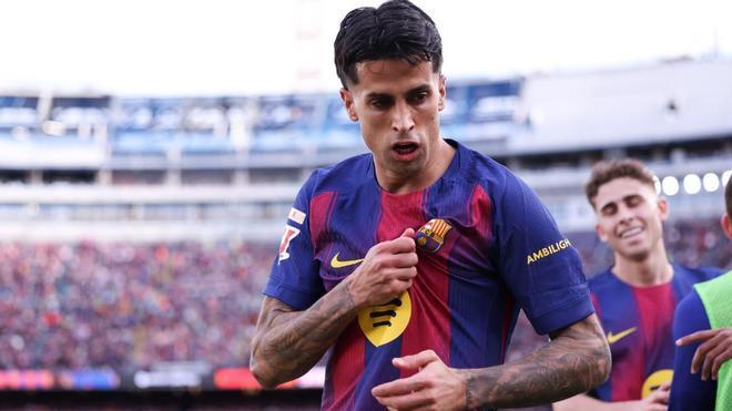Cancelo celebra su gol ante el Sevilla